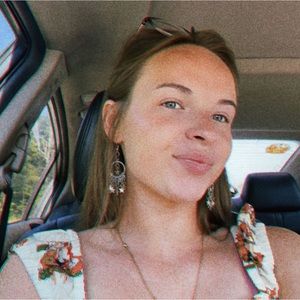 Meet your Posher, Hailey